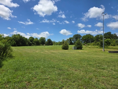 Prime Commercial Acreage For Sale in Hugo, Oklahoma! - image 1