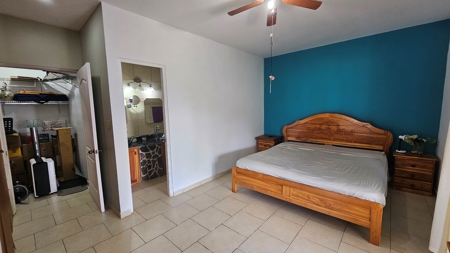3 Bedroom House w pool and 1168m2 of land in Altos Del Maria - image 4
