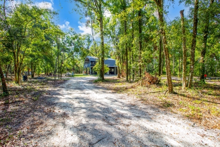 Country Home And Land For Sale In Live Oak, Florida - image 9