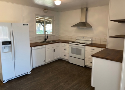Northern CA Country Home on Small Acreage for Sale - image 17