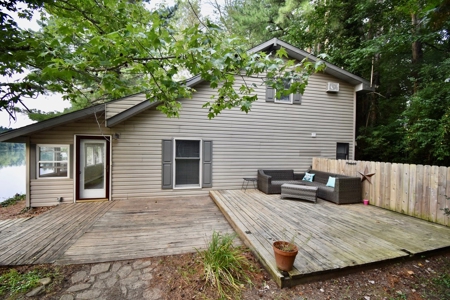 Lake Home in Warrick County - image 16