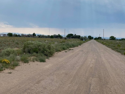 5.9-Acre Dual Lot in Estancia, NM Spectacular Mountain Views - image 3