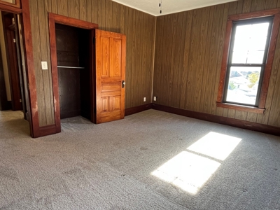 Two Story Knoxville, IA Home For Sale - image 27