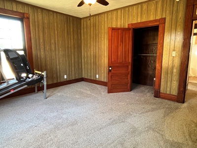 Two Story Knoxville, IA Home For Sale - image 25