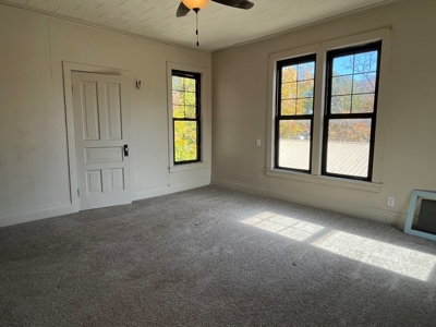 Two Story Knoxville, IA Home For Sale - image 30