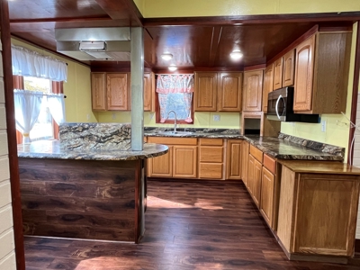 Two Story Knoxville, IA Home For Sale - image 20