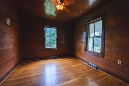 Farmhouse for Sale in Floyd VA! - image 35