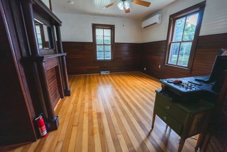 Farmhouse for Sale in Floyd VA! - image 39
