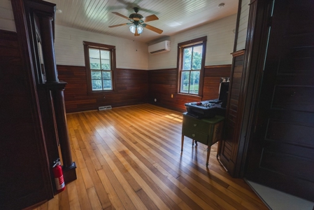 Farmhouse for Sale in Floyd VA! - image 27