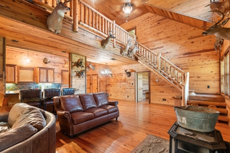 East Texas Duck & Deer Hunting Property Henderson County - image 34