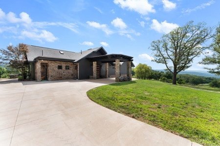Luxury Northwest Arkansas Retreat For Sale - image 27