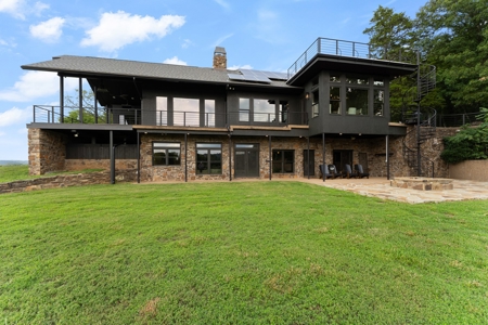 Luxury Northwest Arkansas Retreat For Sale - image 32