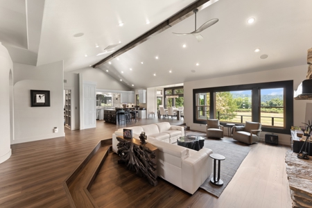 Luxury Northwest Arkansas Retreat For Sale - image 11