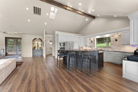 Luxury Northwest Arkansas Retreat For Sale - image 8