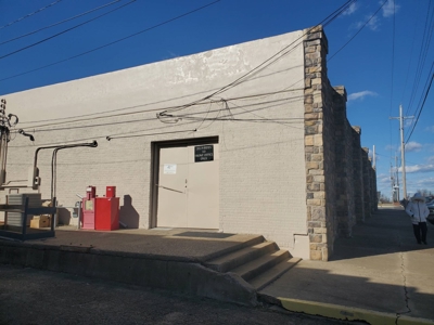 Commercial Building on Large Corner Lot fr Sale in Hugo, OK - image 4