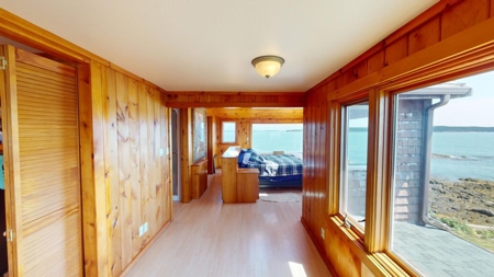 Maine Oceanfront Home - image 32