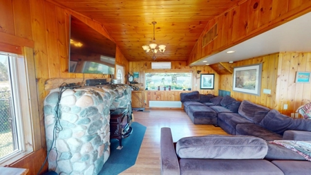 Maine Oceanfront Home - image 24