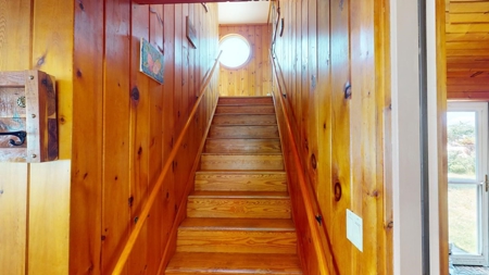 Maine Oceanfront Home - image 29