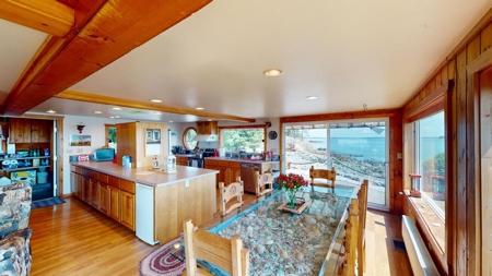 Maine Oceanfront Home - image 19