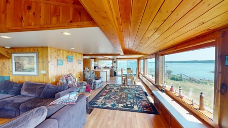 Maine Oceanfront Home - image 26