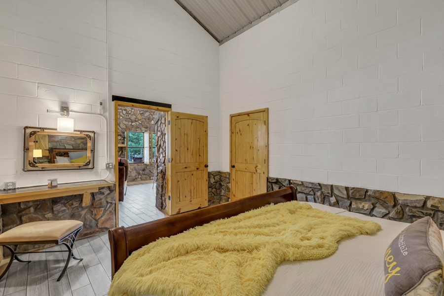 Guest house master bedroom