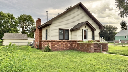 Home for sale in Elwood Nebraska - image 1