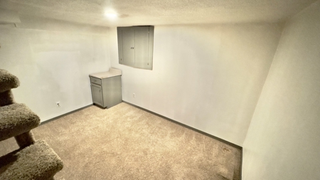 Home for sale in Elwood Nebraska - image 8