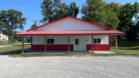 Commercial Real Estate Building - image 1