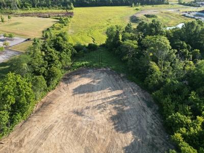 5.12 Acre Commercial Land in Sunbury - image 2