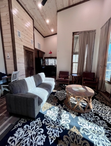 Income Producing Recreational Cabin – National Forest Area - image 7