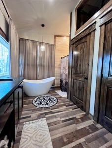 Income Producing Recreational Cabin – National Forest Area - image 13