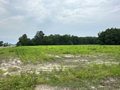 Prime 34-Acre Property in Washington, NC - image 1
