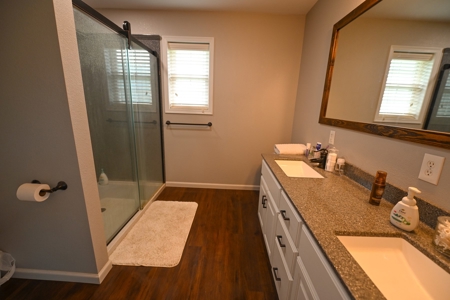 Home for Sale in El Dorado Springs - image 17