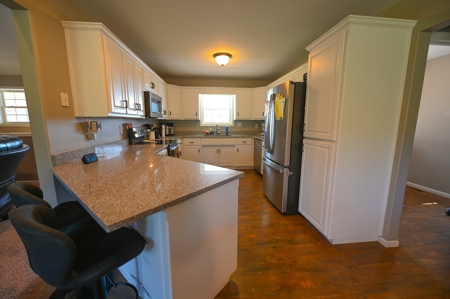 Home for Sale in El Dorado Springs - image 38