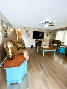 Beautiful 6 Bedroom 4 Bath Home Minutes From Poplar Bluff! - image 18