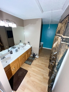 Beautiful 6 Bedroom 4 Bath Home Minutes From Poplar Bluff! - image 36