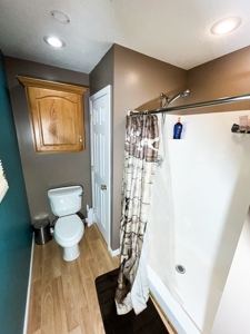 Beautiful 6 Bedroom 4 Bath Home Minutes From Poplar Bluff! - image 24