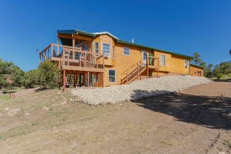 Large Remodeled Cabin on 106 Acres for Sale in Cody Park, CO - image 3