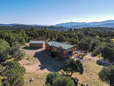 Large Remodeled Cabin on 106 Acres for Sale in Cody Park, CO - image 28