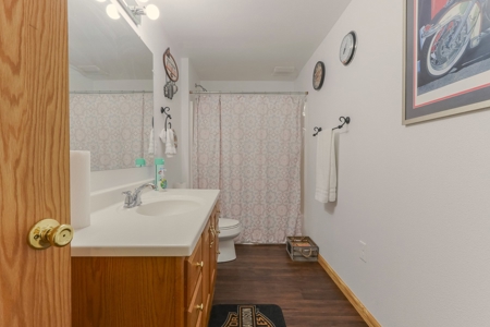 Large Remodeled Cabin on 106 Acres for Sale in Cody Park, CO - image 23