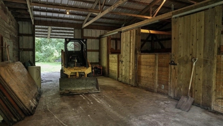 Welcome to Horicon, WI, where tranquility meets luxury - image 40