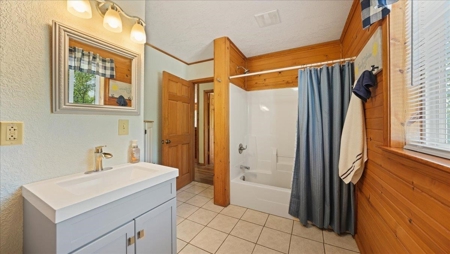 Welcome to Horicon, WI, where tranquility meets luxury - image 22