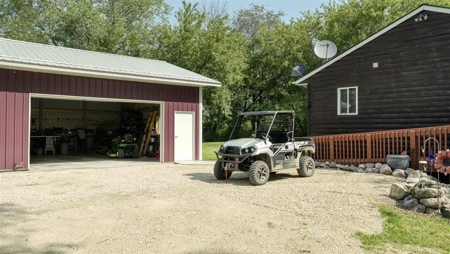 Welcome to Horicon, WI, where tranquility meets luxury - image 12
