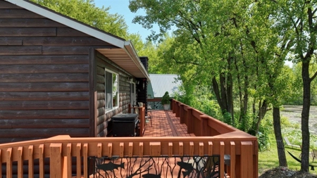 Welcome to Horicon, WI, where tranquility meets luxury - image 48
