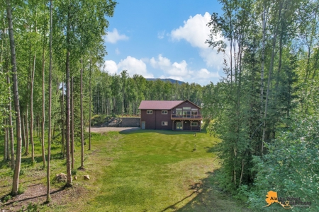 Home on Private Acreage for Sale in Chugiak, Alaska - image 6