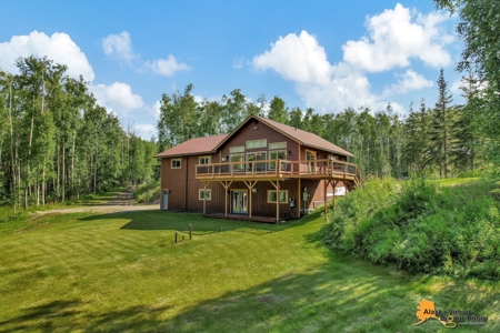 Home on Private Acreage for Sale in Chugiak, Alaska - image 3