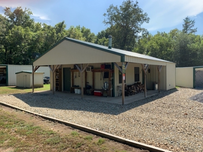 Wildhorse Creek Recreational Property & Cabin - image 2