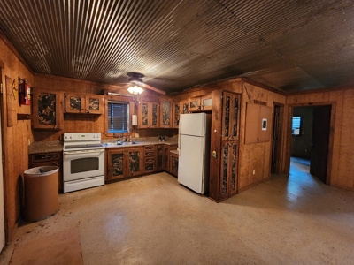 Wildhorse Creek Recreational Property & Cabin - image 24