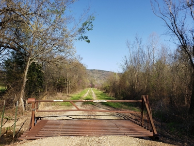 Wildhorse Creek Recreational Property & Cabin - image 10