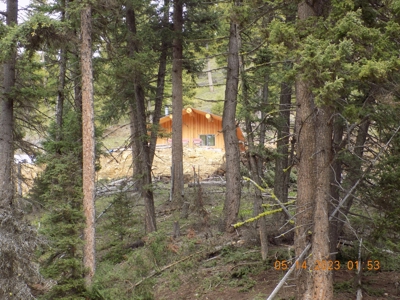 Off-Grid Mountain Cabin on Acreage with Wildlife! - image 18